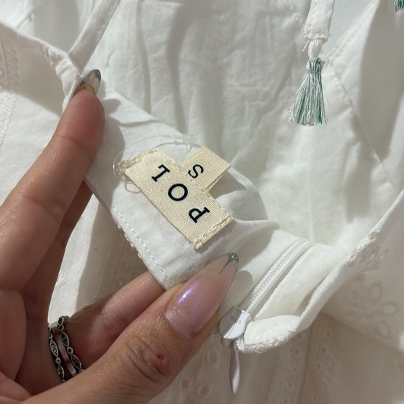 POL Elegant eyelet White summer Dress with tassels - Picture 7 of 9